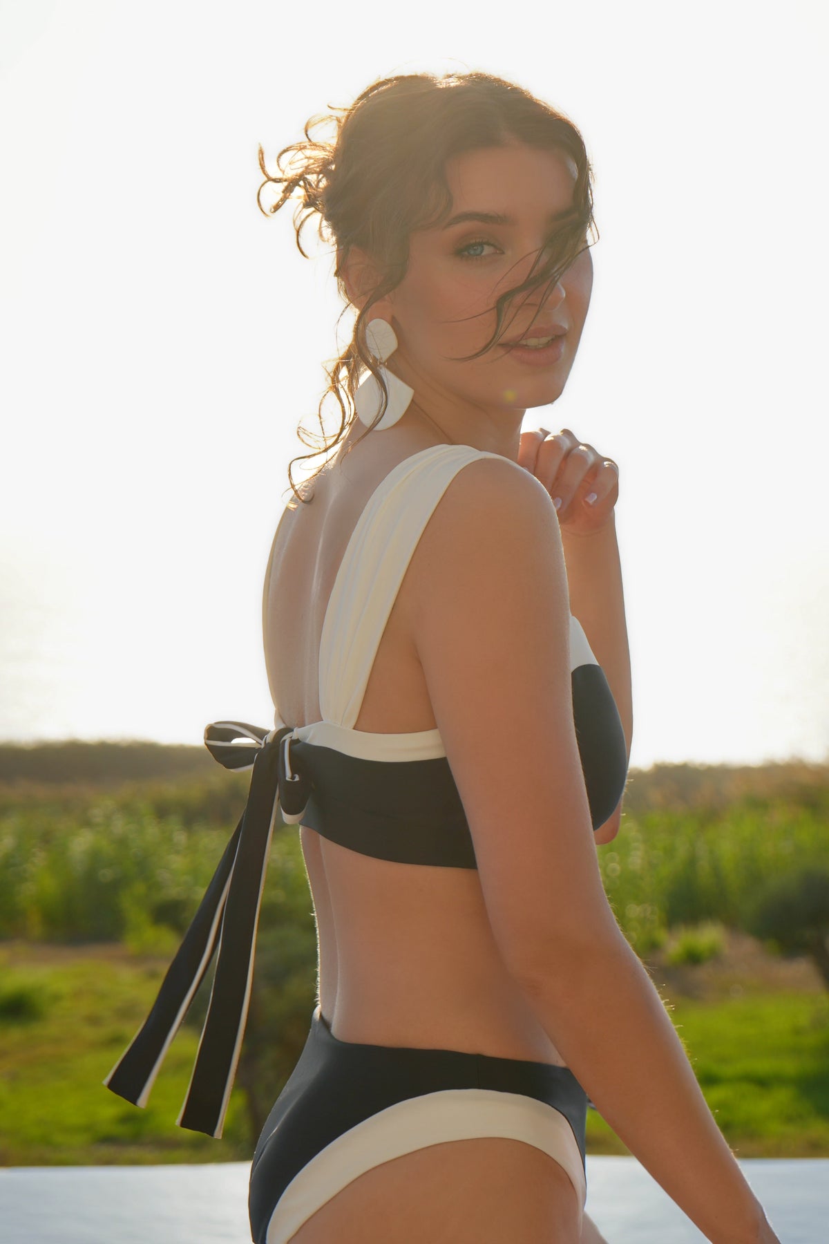 Nero Ivory Top